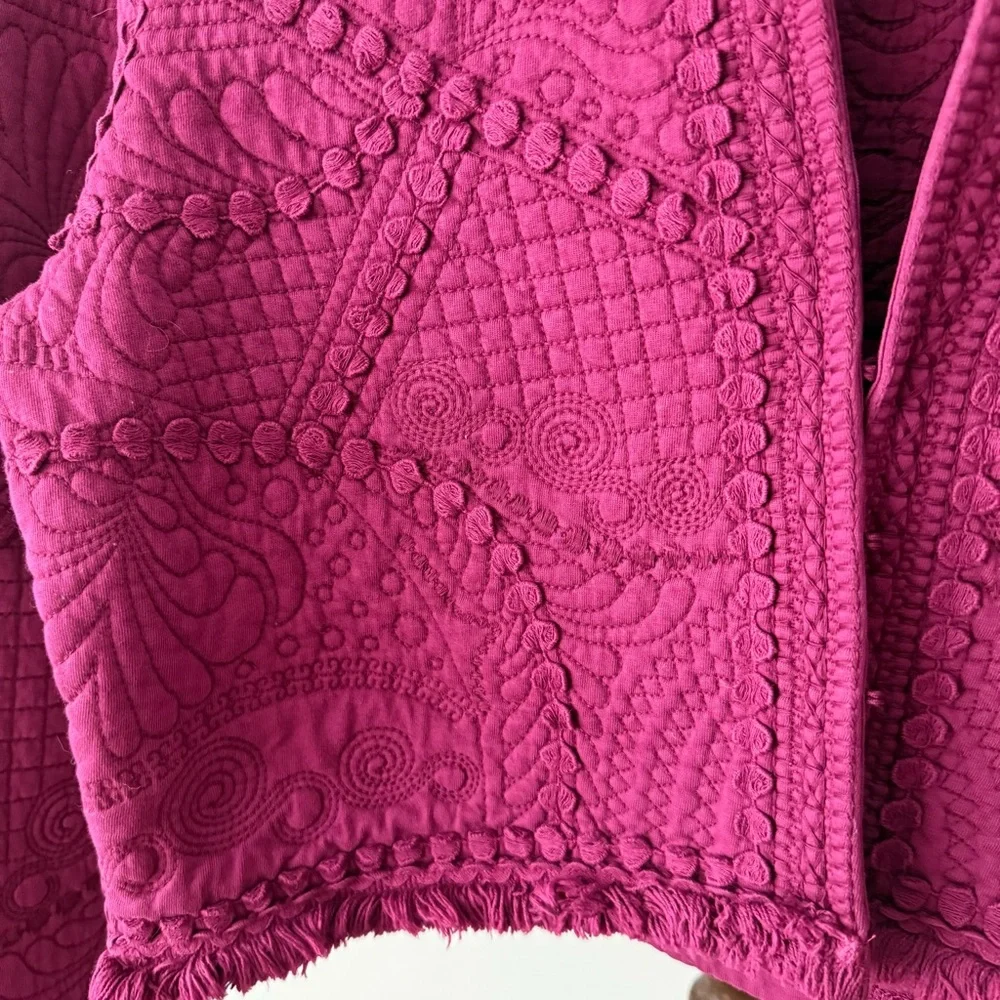 ✨ Soft Surroundings Quilted Cropped Jacket Small Magenta Embroidered 100% Cotton - Picture 3 of 7